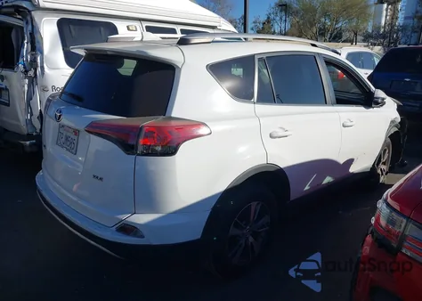 2016 Toyota Rav4 Xle из США, поврежденный, VIN 2T3WFREV4GW242071